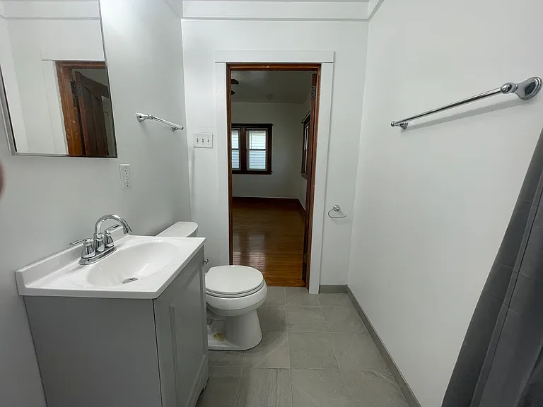 2521 W Michigan St — Photo 13