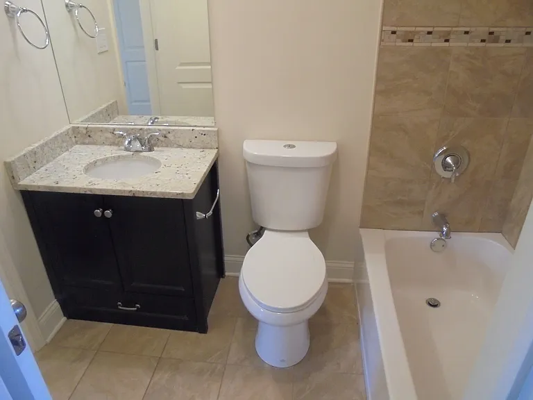 66 Barrow Dr — Photo 24