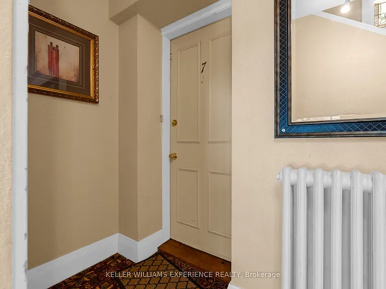 101 Clapperton St #7 — Photo 3