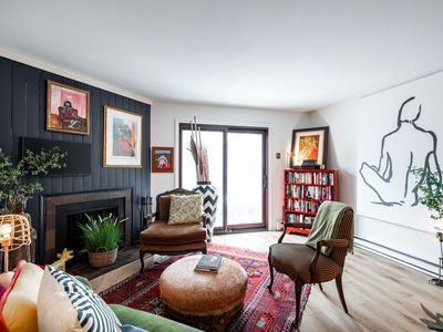 2555 North Lake DRIVE UNIT 3, Milwaukee, WI, 53211