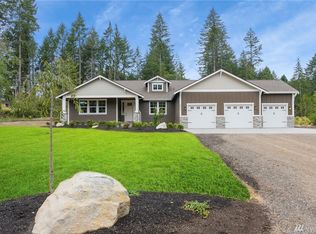 610 E Soderberg Rd, Allyn, WA 98524