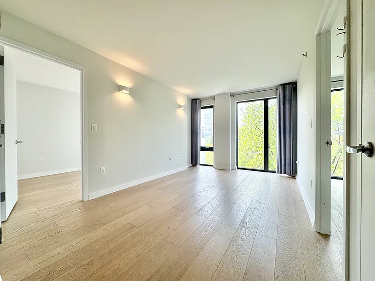 136-80 41st Ave #5C — Photo 3