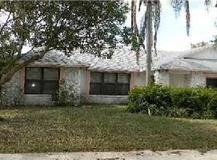 13877 Geranium Pl, Royal Palm Beach, FL 33414