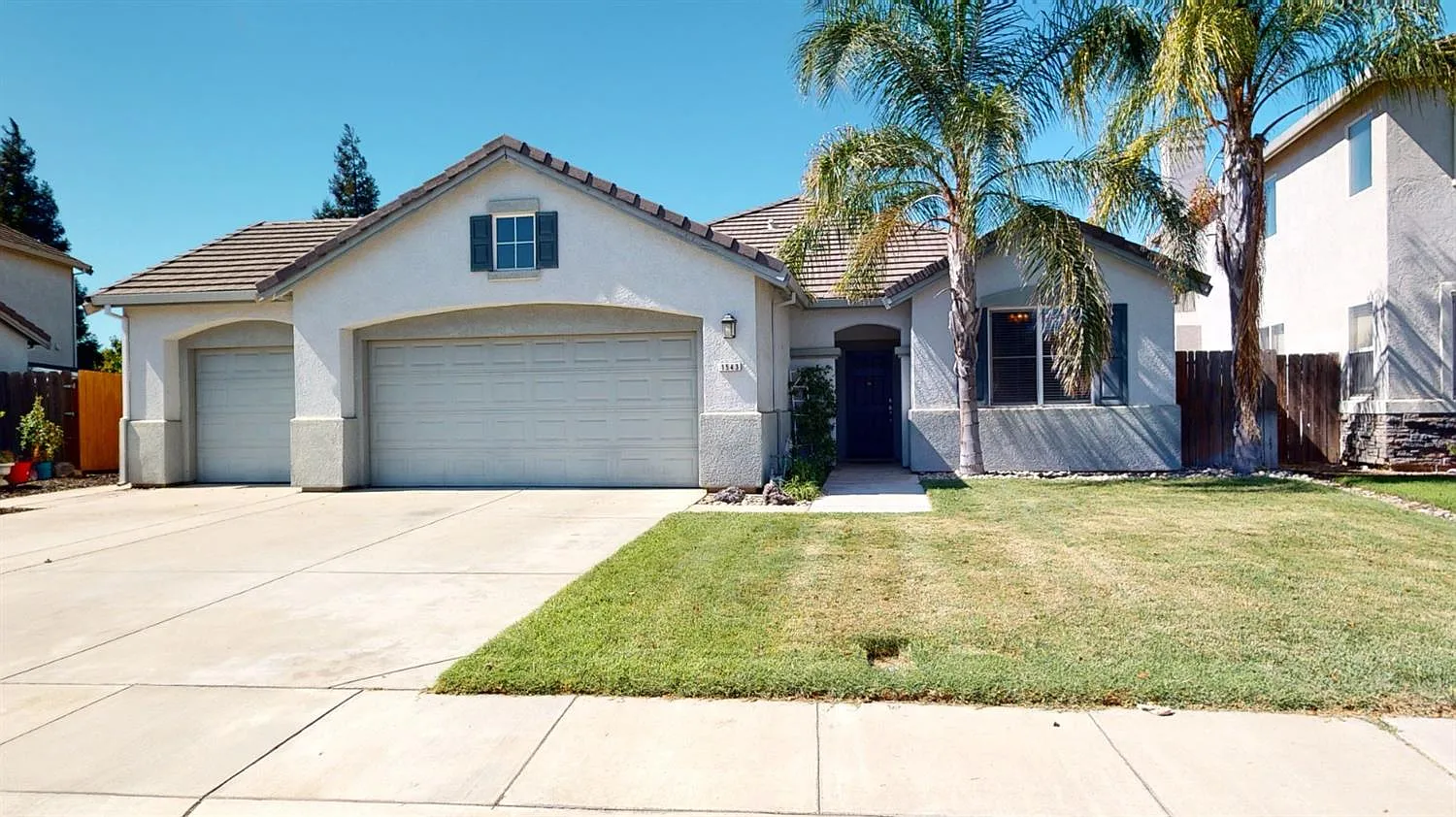 1543 Garold Ln photo 1