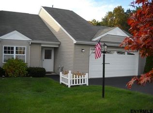 1170 Spearhead Dr, Glenville, NY 12302
