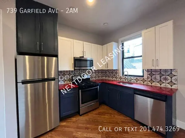 739 Garfield Ave, Jersey City, NJ