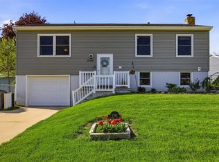 5769 Langdon Ave SW, Cedar Rapids, IA 52404