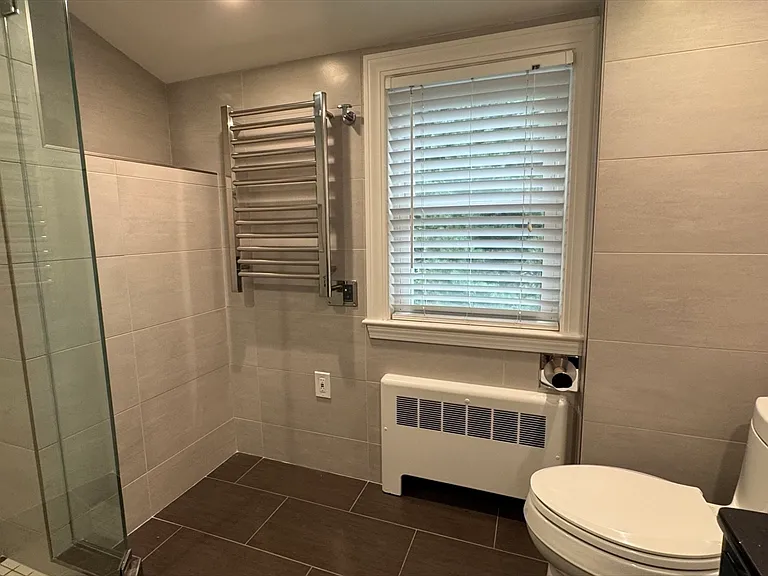 199 Country Dr — Photo 23