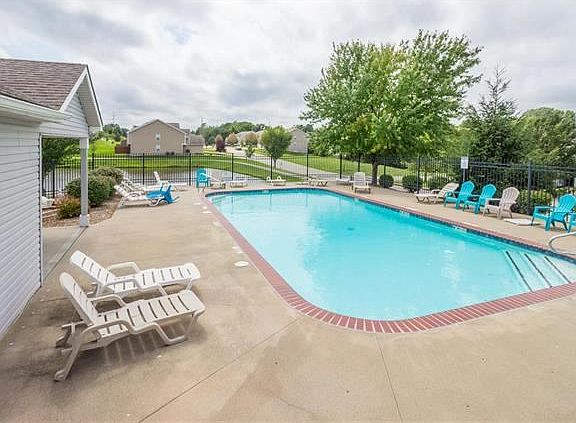 4th image of 3226 SW Shadow Brook Dr