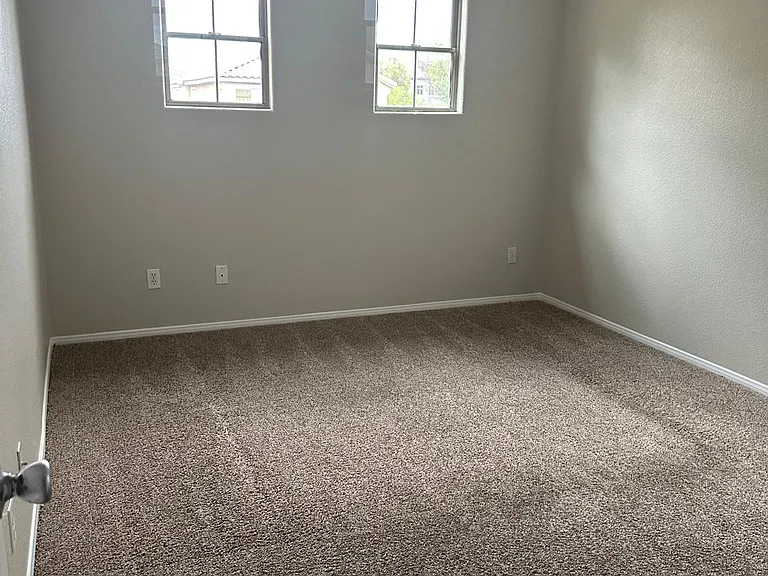 3435 Bella Valencia Ct — Photo 22