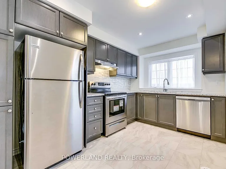 77 McAlister Ave — Photo 5