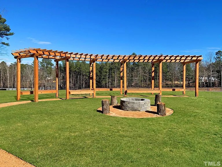 2088 Shaded Knoll Rd — Photo 14
