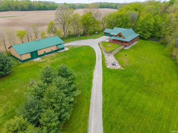 3039 Mapes Rd, Kendallville, IN 46755