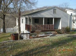 821 Thompson Run Rd, Monroeville, PA 15146