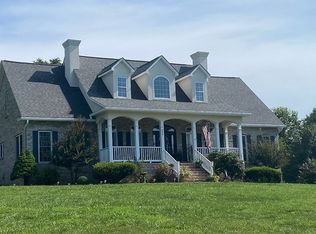 484 Pat Irwin Rd, Pilot Mountain, NC 27041