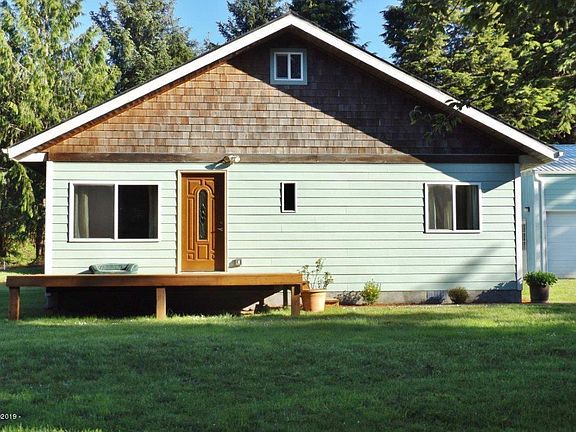 2nd image of 2295 SE Merten Dr