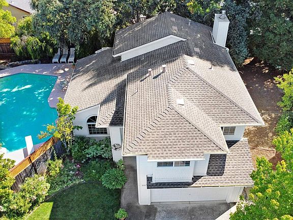 2nd image of 510 Mitchell Way