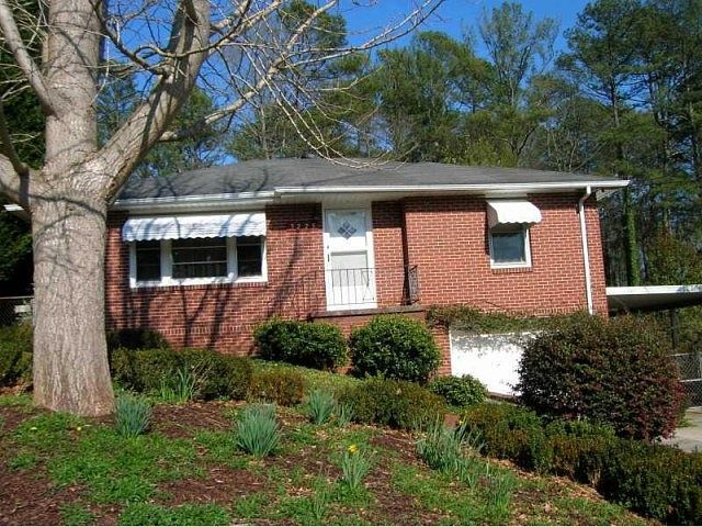 1st image of 3225 Woodview Dr SE