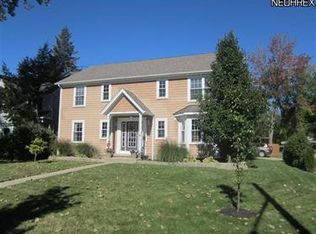 3889 Meadowbrook Blvd, Cleveland, OH 44118