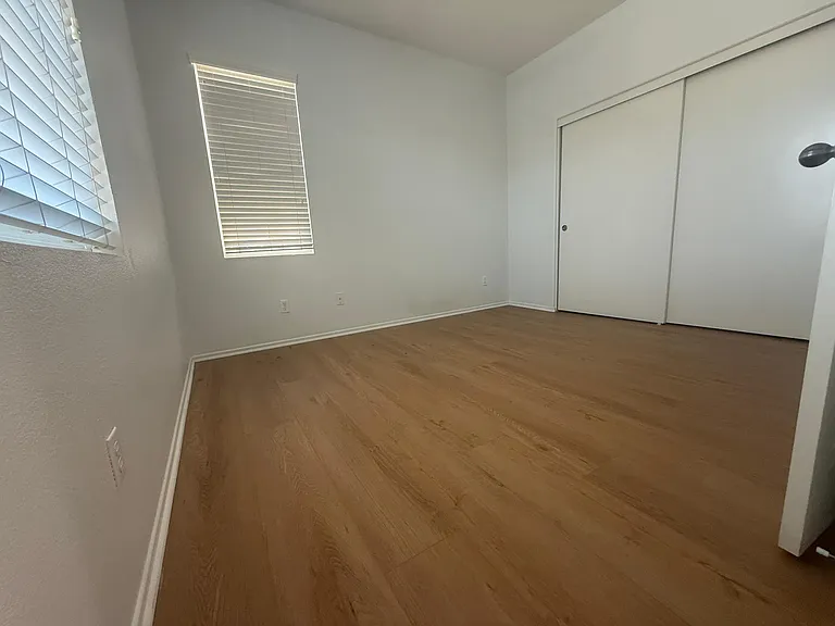 10058 Baylee Ln — Photo 17