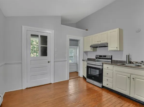 80 Tunxis St, Windsor, CT 06095