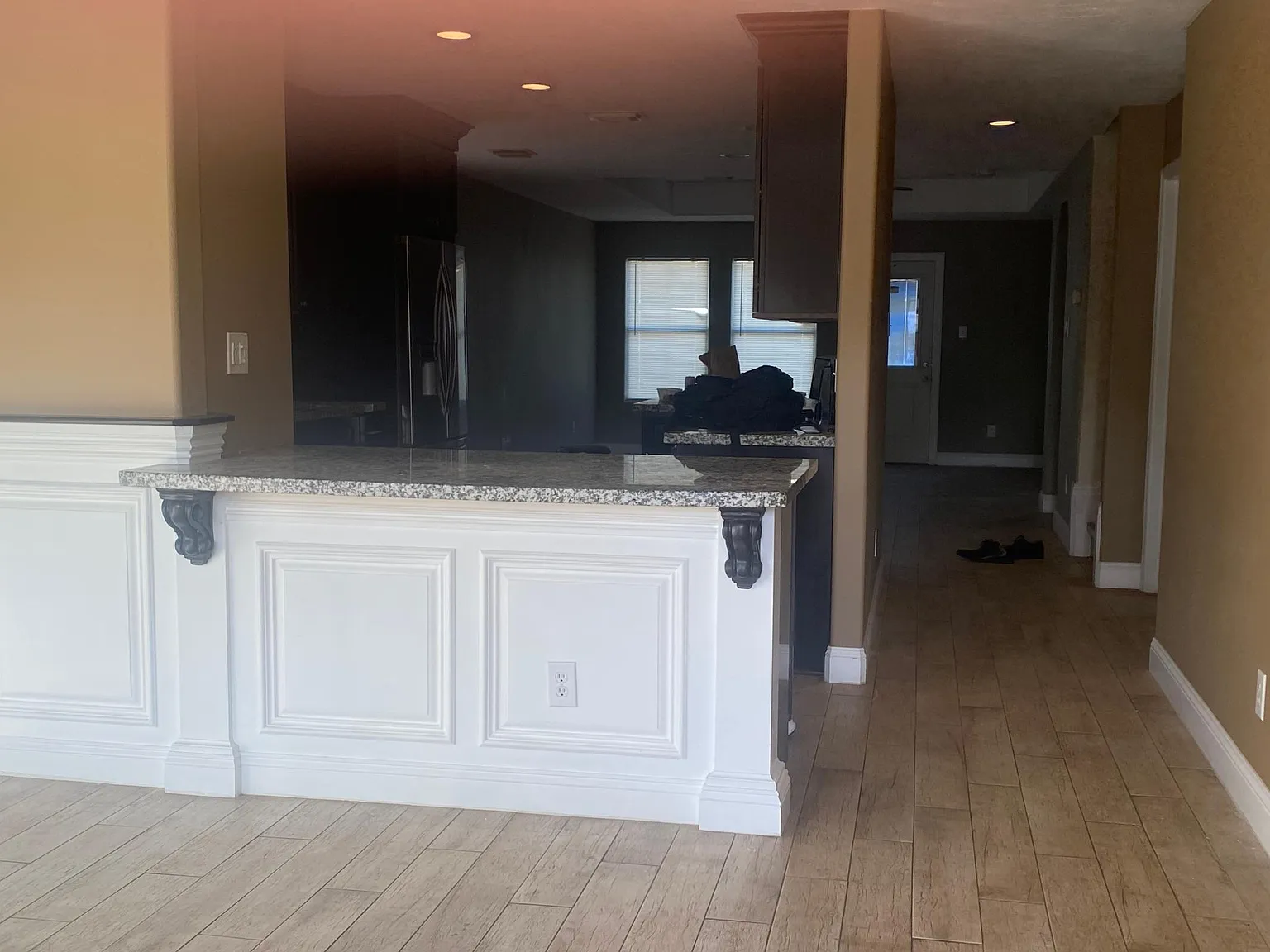 4 bed, 2.5 bath, 2300 sqft, $2,200 — Photo 3