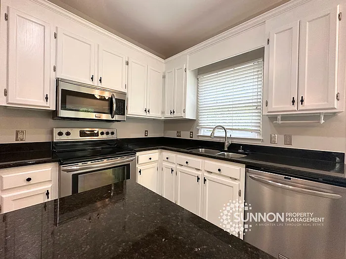 9300 Harris Glen Dr — Photo 12