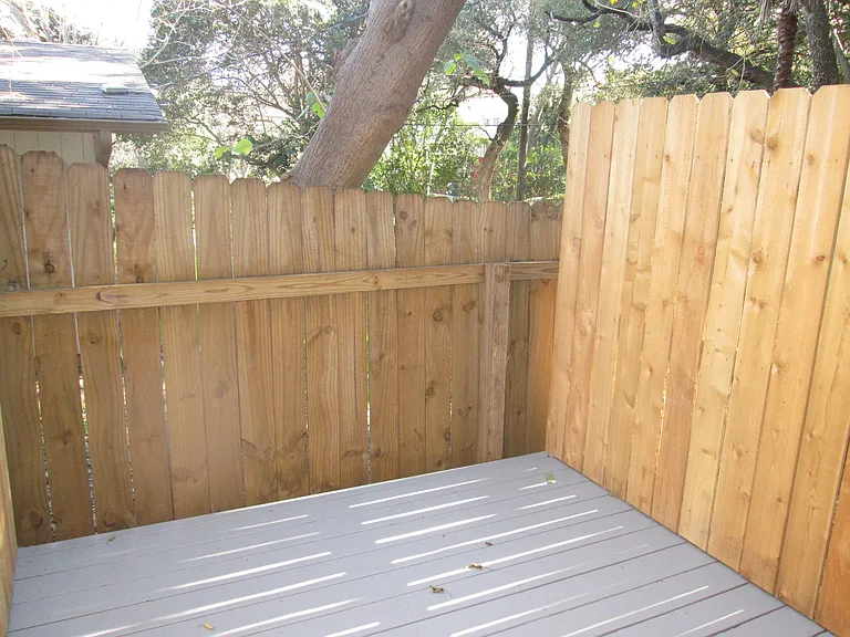 513 S Park Dr — Photo 50