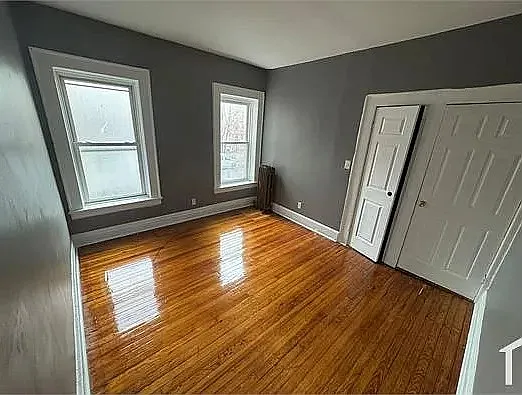 220 Roseville Ave #305-405 — Photo 3