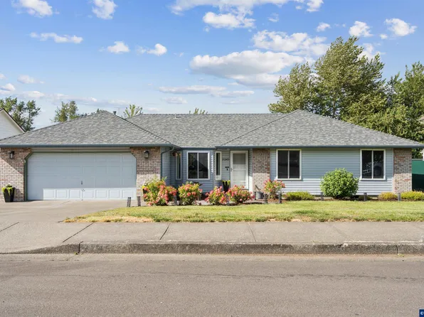 2245 Rock Ledge Dr NE, Keizer, OR 97303