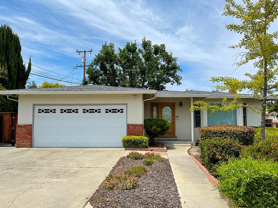 1st image of 737 Jura Way