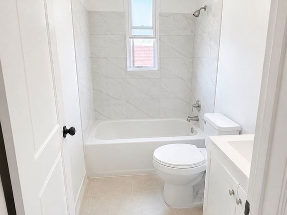 3rd image of 2983 Buena Vista Rd #2C