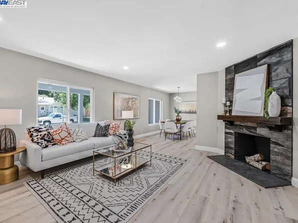 21447 Bedford Dr, Castro Valley, CA 94546