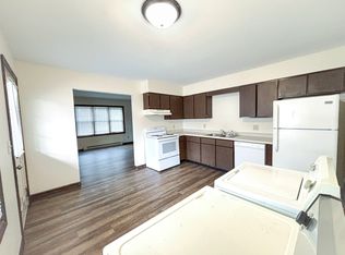 1717 7th St #1, Eau Claire, WI 54703