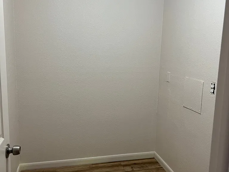 1412 SE 8th Ter — Photo 6