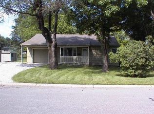 801 SE Miller St, Lees Summit, MO 64063