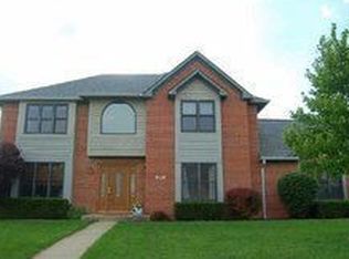 932 Bayside Dr, Greenwood, IN 46143
