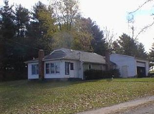 1931 S #W, Rochester, IN 46975