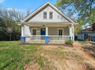 224 E Catawba Ave, Mooresville, NC