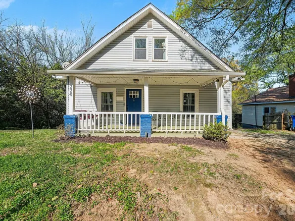 224 E Catawba Ave, Mooresville, NC 28115