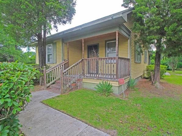 202 Acres Dr, Ladson, SC 29456