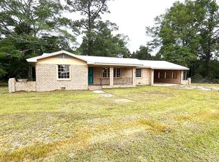 6139 N Williamsburg Rd, Bassfield, MS 39421