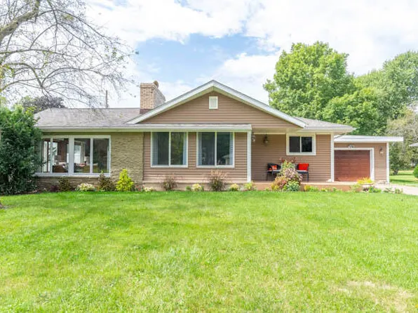 37 Fairfield Dr, Coldwater, MI 49036