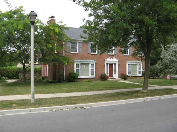 1116 E Glendale Ave, Shorewood, WI 53211