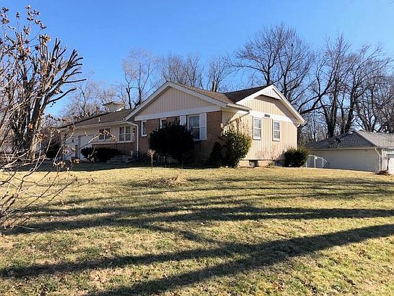 2nd image of 8601 Cambridge Ave