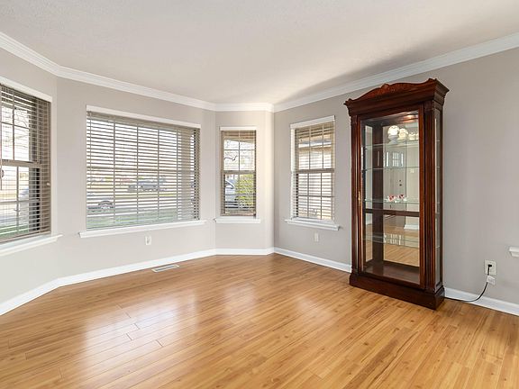 5th image of 3748 Dunswood Pl