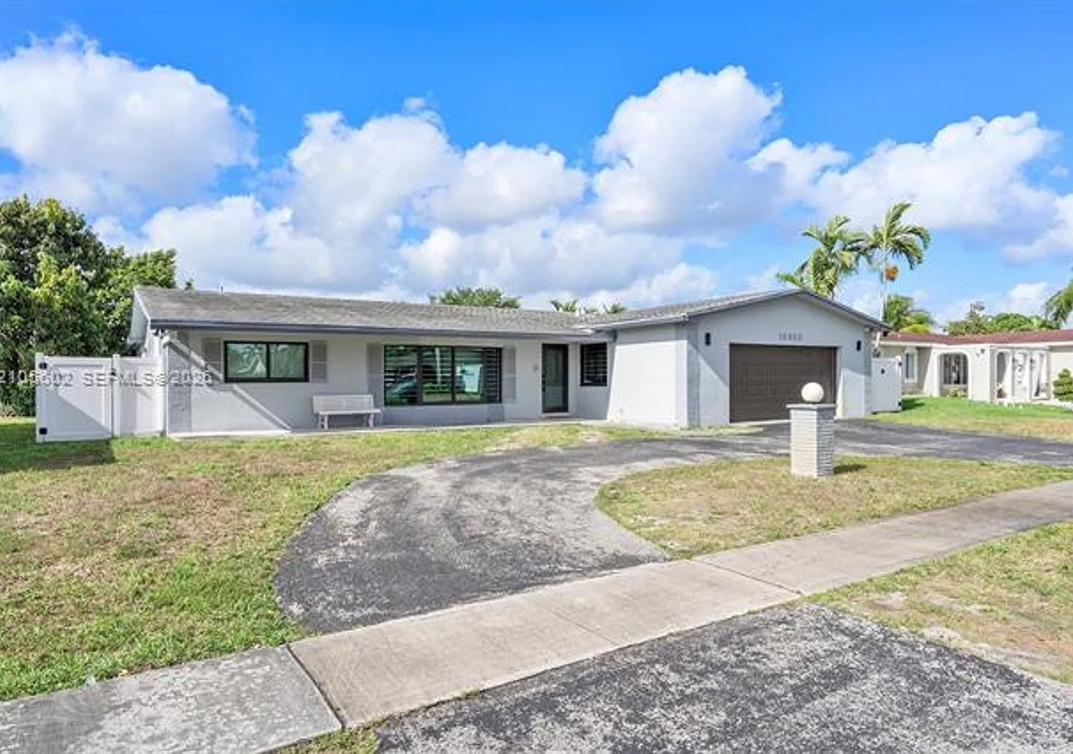 10950 NW 16th Ct # 10950, Pembroke Pines, FL 33026 — Photo 3