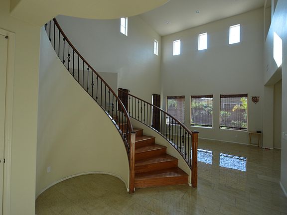 4th image of 2555 E Honeysuckle Pl