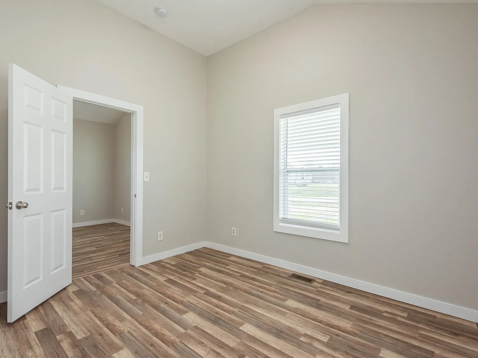 (ACH) 1003 Atlantic Avenue - 0 — Photo 3