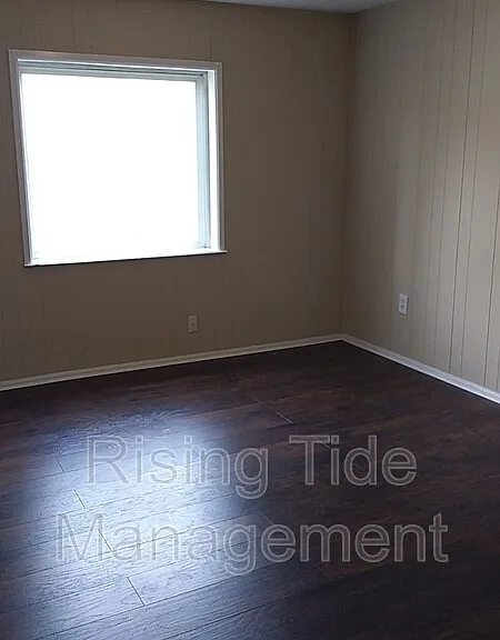 3295 Young Ave — Photo 20